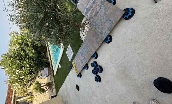 terrasse sur plot tour de piscine à Castelnaudary, Carcassonne, FERRAI Aménagement et Nature